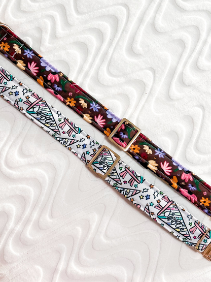 Swiftie Pennant Collar