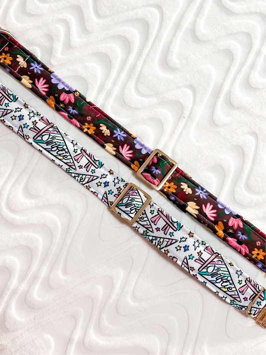 Swiftie Pennant Collar
