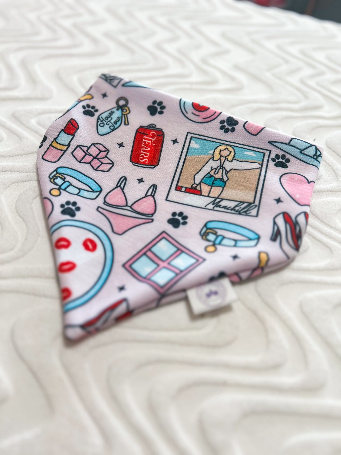 Pretty Pup Ave. Bandana